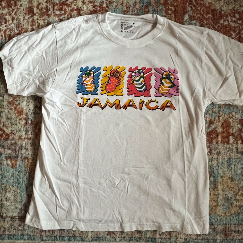 Dailyt’s Jamaica graphic Tshirt